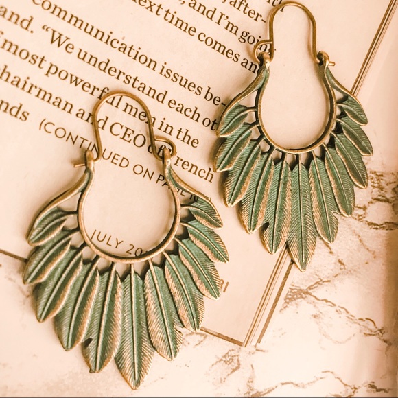 Feather Earrings Fall Boho Fan Shape Patina Green - Picture 4 of 4